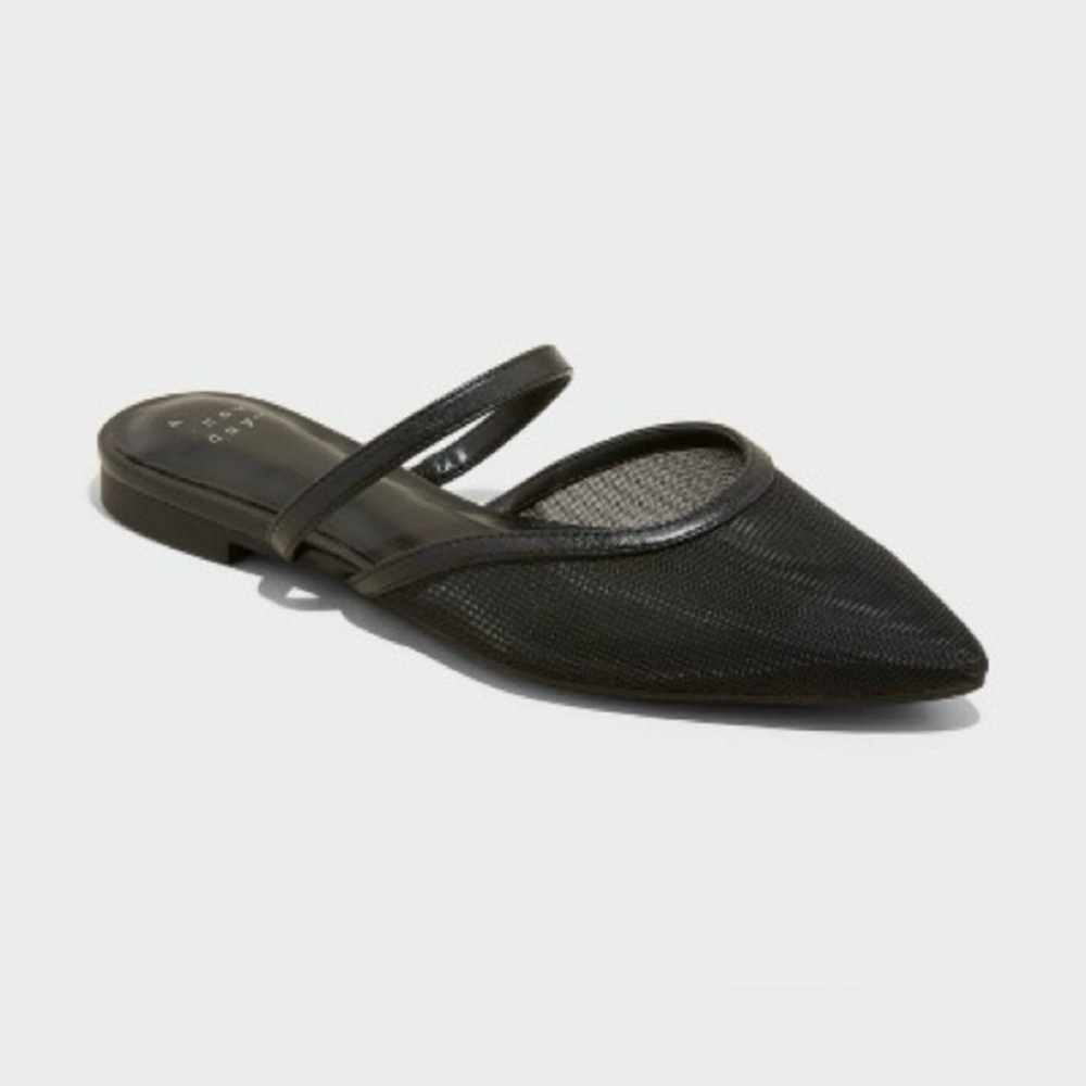 A new day black pointed flat